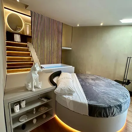 Renard Apartment